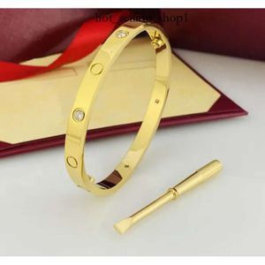 Catier Armband Designer Armbänder Luxusschmuck Frauen Bangle Mode Accessoires Titanium Stahllegierung Gold-plattiert nie mit Staubbeutel Cartera 410 verblassen