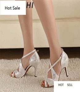 Women039s Białe satynowe lampart łacińskie buty taneczne całe miejsce salsa impreza kwadratowa buty taneczne wysokie obcasy 85cm4455304