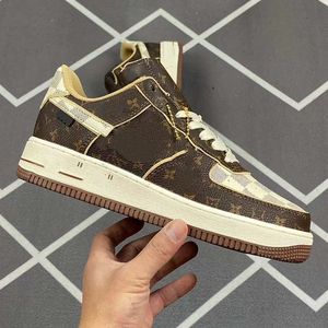 Designerskie kobiety Sneaker Treaker Wergil Buty swobodne buty Niski cielę skórzany oddychany w kratę białą zieloną niebieską platformę rekreacyjną Kobiety Sneakery 5.28 08