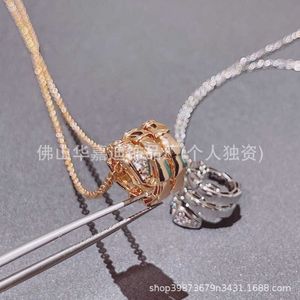 Buu Halskette und personalisierte Halskette Schlangenkopf Diamant mit Roségold mit originaler Halskette YSP6