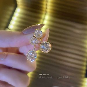 2024 Gold Draht herzförmige Ohrringe für Frauen 925 Silbernadeln koreanische Version Nischendesign Zwei tragen leichte Luxus-High-End
