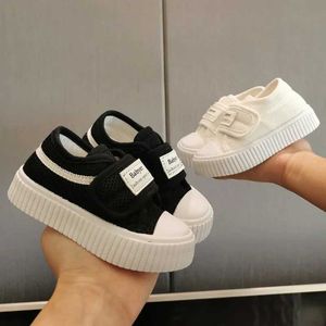 Sneakers Childrens Fashion Thick Sole Canvas Shoes Kids Breathable Casual Sneakers 2024 Spring New Toddler Girls Boys Chic Flats Shoes Q240527