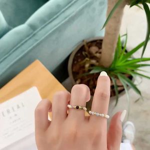 Couple Rings New Vintage Crystal Bead Ring Natural Freshwater Pearl Geometry Ring Suitable for Women Korean Minimalist Girl Party Jewelry Gifts S2452801