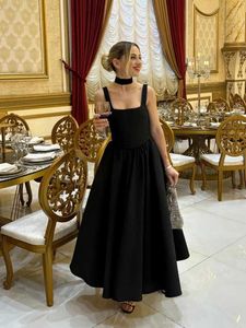 Abiti casual di base Fashion Black Black Long Dress Black Elegant Sleeveless Abito da sera 2024 Fashion Womens Nightclub Party Glet J240527