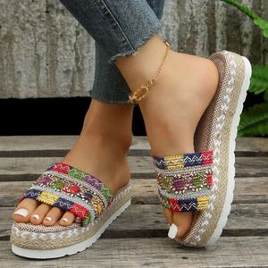 Women's Woven Slippers Summer New Woman Casual Platform Sandals Bohemian Handmade Female Plimsolls Plus Size 42