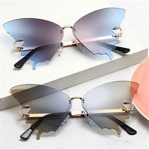 Solglasögon söt cool modecyklingfjäril för kvinnor UV -skydd Vintage Car Metal Rimless Eyewear Decorations