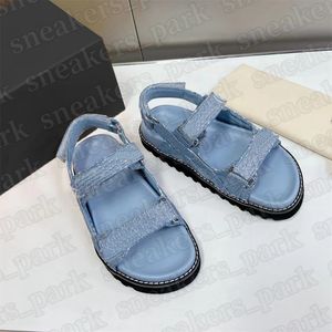 Designer sandaler kvinnor platt komfort glider sandal tofflor blå denim beige canvas lyxiga damer sommarstrand toffel mode utomhus paseo plattform kvinnor skor