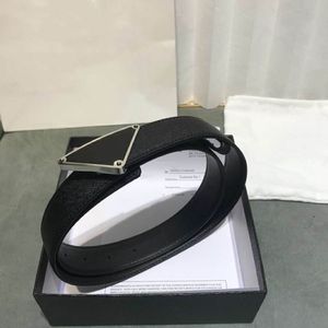 Cinturão para homem Mulher Carta de moda Design Men Womens Belts Genuine Cowhide 9 Cor de alta qualidade com Box 242s