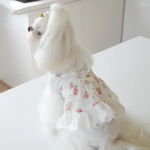 犬のアパレルフラワープリントレース小さなスカートペット猫テディファッション服かわいいベルト子犬ドレス犬