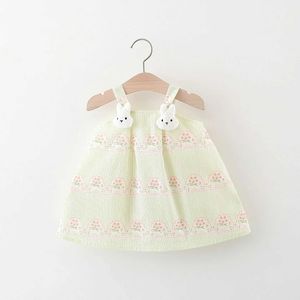 Mädchenkleider Sommer neues Mädchen Babykleid mit hängenden Gurt Little Kaninchendekoration Welle Dot süße Prinzessin Geburtstag Teil H240527