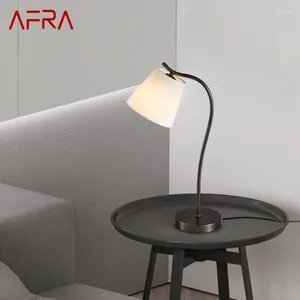 Tischlampen Afra zeitgenössische Messinglampe LED Kreatives einfaches Schreibtisch Licht für Heim im Wohnzimmer Schlafzimmer Bett