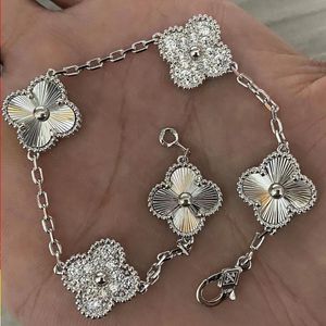 Hot bangle van cleaf bracelet Advanced New Sterling Silver 925 Five Flower Bracelet Colorless Bracelet Girlfriend Gift Awksj