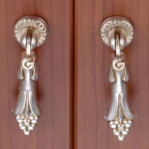 2Pcs Vintage Cabinet Knobs and Handles Cupboard Door Cabinet Drawer Antique Brass Shell Wardrobe Pull Handles Furniture Hardware