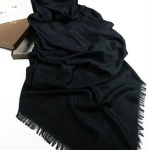 Guter Schal für Frauen Buchstaben Muster Seidenwolle Designer Dicke Schals warme Schals Größe 140x140 cm 320a