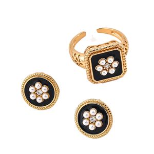 Nischenlicht Luxus-Design S925 Silber Vintage Frauen kleiner Duft Drop Glaze Blütenstollen Temperament Hochwertige Ohrringe Ring Set Set