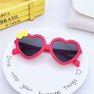 2023Fashion New Children Peach Heart Sunglasses Girl Brand Designer Sun Glasses Baby Outdoor Sunshade Eyewear Uv400 Gafas De Sol