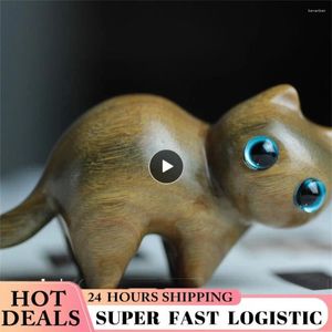 Figurine decorative 1pcs Statue Cat Ornament Creative Miniature Big Eyes Cine Desktop Accessori a sospensione in legno