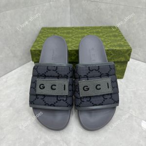 Slipisti di pane di marca di lusso estate nuove sandali piatti casual vintage per viaggi per la casa per via di viaggio per la spiaggia di moda da donna Stimpo
