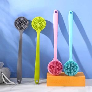 Badverktyg Tillbehör Silikon Badborste Back Body Bath Dowch Svamp Scrubber Borstar Lång handtag Exfolierande Scrub Skin Massager Bad Borste Ny Z240528