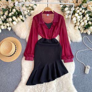 대조적 인 색상과 불규칙한 주름 가장자리 여성 스프링 드레스를 가진 가벼운 성숙한 스타일 긴 슬리브 쉬폰 셔츠를 디자인하십시오.