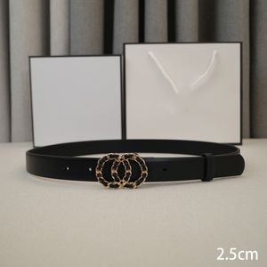 23SS Kobiety Nowe pasy Designerski Pasek Belt Street Fashion Mens Pase Letters Skórzany pasek gładki klamra biznesowy pasek D2211 225C