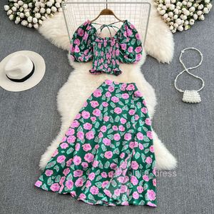 Seaside holiday suit womens neck slim short top two-piece set high waist floral split skirt summer