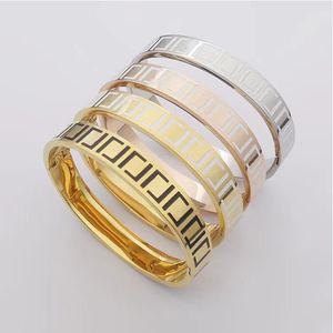 Brand Designer Double F Bracelet Fashionable Charm Bracelet Women High Quality 18K Gold Bracelet Men Stainless Steel Couple Bracelet