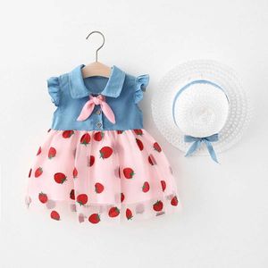 Girl's Dresses New summer baby girl dress lovely strawberry embroidery mesh patchwork shirt collar small flying sleeve hooded knee-length princ H240527 UGKV