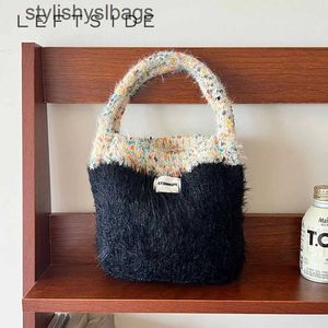 Shoulder Bags Totes Hairy Knitting for Women 2023 Winter Designer Korean Fashion Soft Small Handbags and Purses Trend Tote Bag H240528