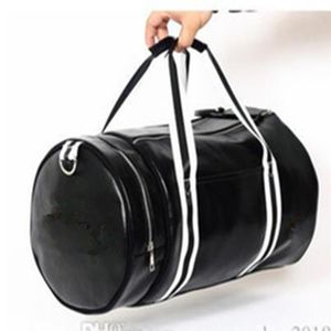 2019 العلامة التجارية Fred Men Messenger Pags Leather Leather Hand Handbag Outdoor Vintage Counter Bag Bag Perry Style 183L