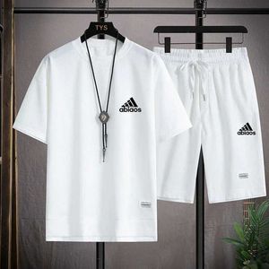 Męskie dresy letnie męskie dwupoziomowe zestaw liniowy swobodny t-shirt i szorty sportowy garnitur mody z krótkim rękawem Mężczyźni garnitury q0527