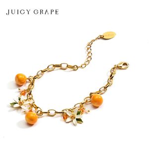 Suicy Grape Märke Kvinnor Designer Armband Citrus Gardenia Flower Armband Söta söta färska smycken Kvinnlig sommarflickvän gåva Snap -knapparmband