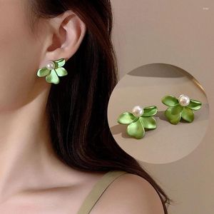 Orecchini a pennello Trendy Gardenia Flower Parl Stullo per donne Design Fiori di foglie verdi bianche arete di gioielli di moda dolci