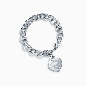 Designer smycken designer armband för kvinnor klassisk 925 sterling silver hjärtarmband helt ny diamant pilspets kärlek pendel mjea