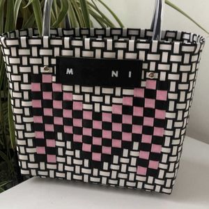 Kvinnor Fashion Handbag Mai Designer Bag Woven Tygväska stor kapacitet shoppingväska lady axel handväskor semester korg 196v