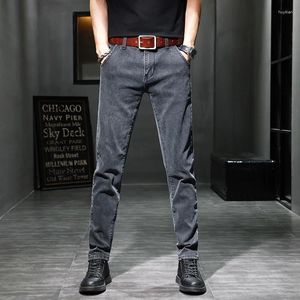 Män jeans sommarhöst män stilfulla solid smala passform vintage grå stilig y2k denim byxor manliga raka smala ben casual byxor