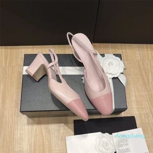 15A 디자이너 샌들 채널 슬라이드 신발 신발 작은 향기 새 색상 일치 프랑스 두꺼운 발 뒤꿈치