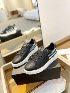 Den senaste vår- och sommarklassiska sneakers för män och kvinnor mode cowhide casual skor sneakers storlek 35-46