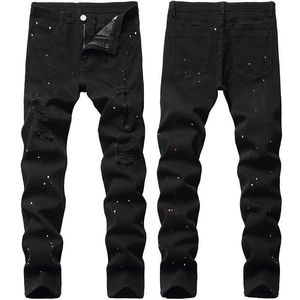 Herren Jeans Jeans Jeans mit Gummlöchern, die für schwarze Design -Spitzenhosen geeignet sind, neue Four Seasons Plus Size J240527