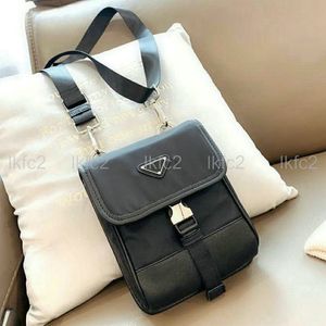 Modne czarne torby telefoniczne projektant Crossbody Marka pojedynczego ramion torebki Portptle Casual Mini Change Bag nylonowe koperty z trójkątem P 257A