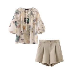 La new summer crew-neck printed lace-up short-sleeved women's blouse casual shorts wide-leg trousers two-piece thin suit women