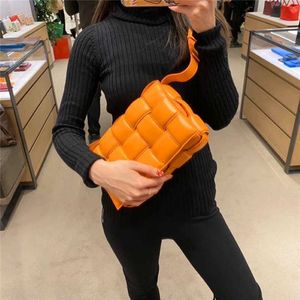 2021 Top designerski Cross Body Cow Skórzowe torby na ramię dla kobiet damskie torebki torebka torebka mody mody crossbody Quaged Flap Square 260V