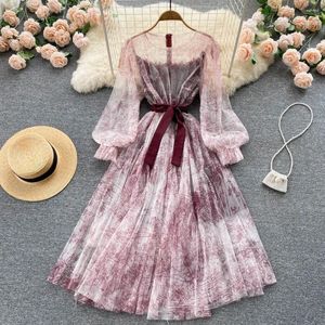 Casual Dresses French Style Retro Bubble Sleeves Print Dress Women's Lace Up Slim Mesh Vestidos Female Sweet O-Neck a-line blommor