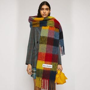 秋と冬のファッション色のチェッカースカーフを温めるスカーフファミリーカシミアショール
