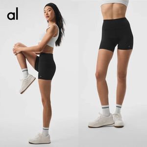 Al Yoga Short 5 