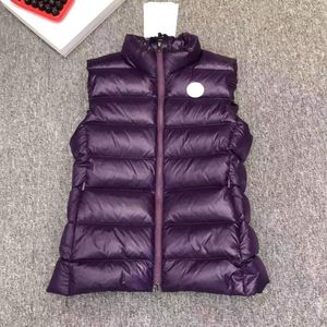 AA Womens Jacket Coats Vest 디자이너 폭격기 민소매 파파 다운 윈드 브레이커 여성 코트 후드 재킷 조끼 아웃복 코트 아시아 S-3XL