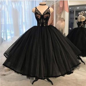 Little Black Homecoming Dresses Criss Cross Straps Appliques Exposed Boning Cheap Party Dress Tea Length Prom Gowns 262P