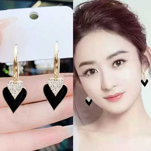 2024 High End Korean Internet Celebrity Daily Earrings New Love Ear Buckles Fashionable Spade