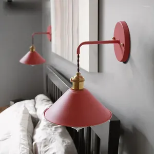 Настенная лампа скандинавская современная минималистская гостиная