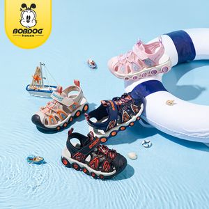 Bobdoghouse Girl 's Trendy Close Toe 통기성 샌들, 아이의 야외 활동을위한 편안한 미끄럼 방향 해변 신발 BMT22251